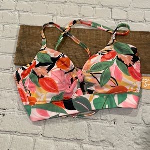 Kona Sol bikini top. D/DD.